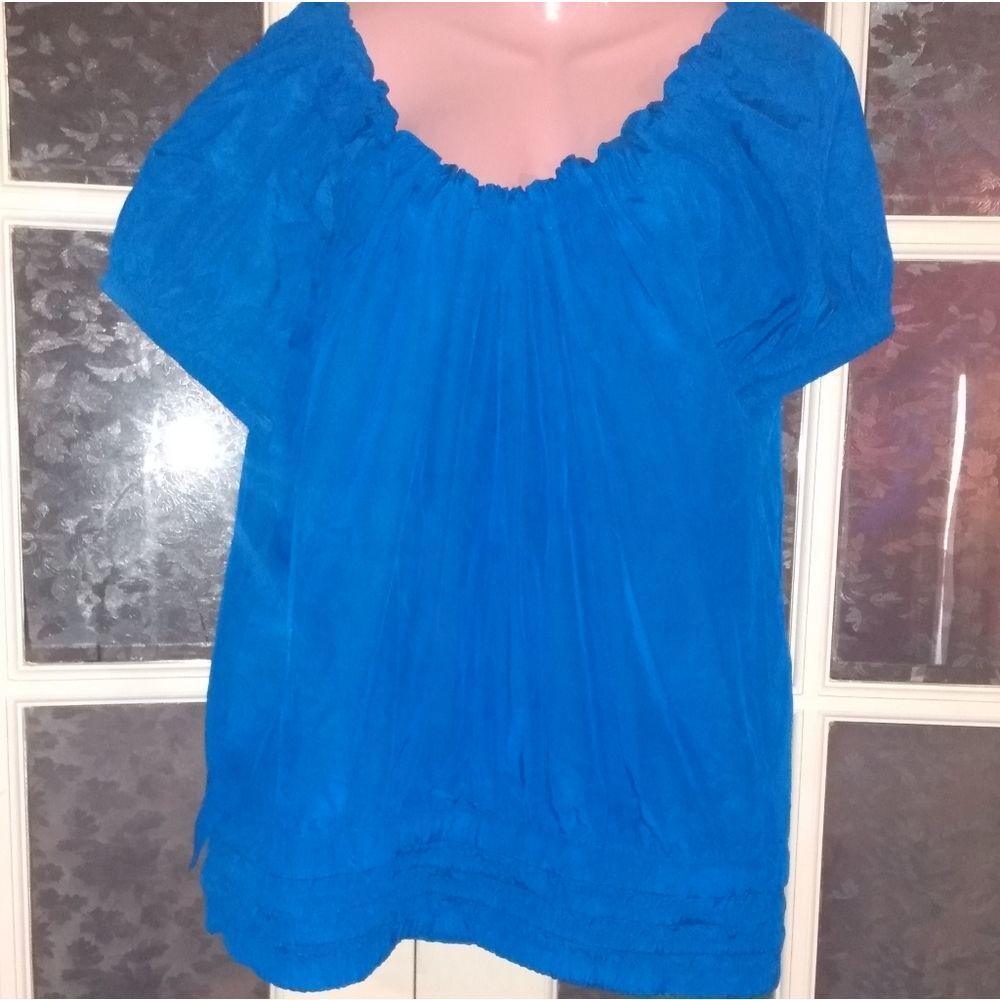 3/$15 Simply. Chloe Dao Adjustable Neck Tie Top - Picture 14 of 14